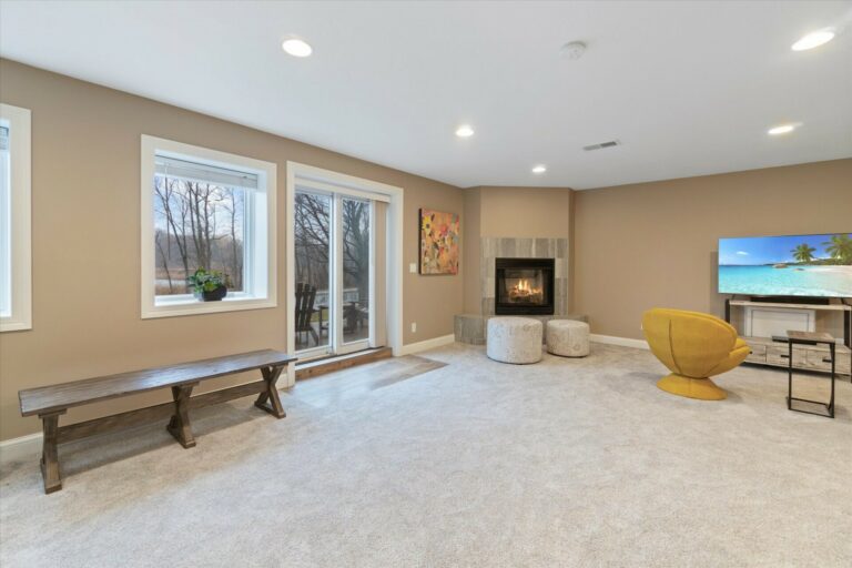 Lower living room